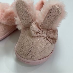 💲 Wonder Nation pink bunny slippers in 7-8 New